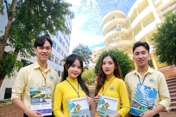 Đại học