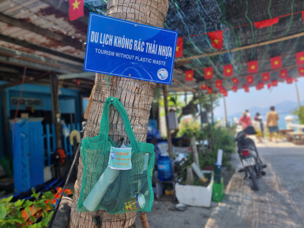 Giảng viên ngành KTMT tham gia tập huấn bảo vệ môi trường vịnh Nha Trang